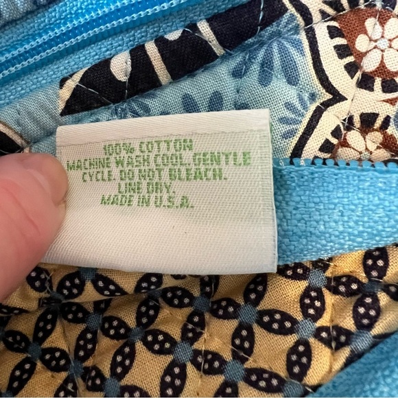 VERA BRADLEY Bali Blue 2009 On The Go Crossbody Commuter Blue Brown Zip Top - Picture 13 of 14